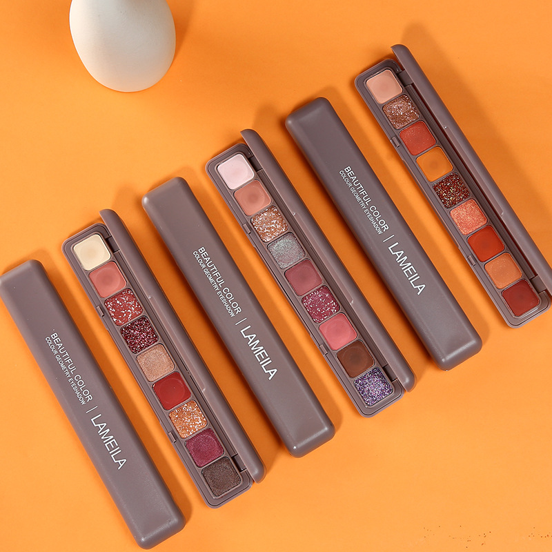 พาเลทอายแชโดว์ 9 สี โทนสีเทาแล - Beauty Book Makeup Kit บทวิจารณ์และราคา