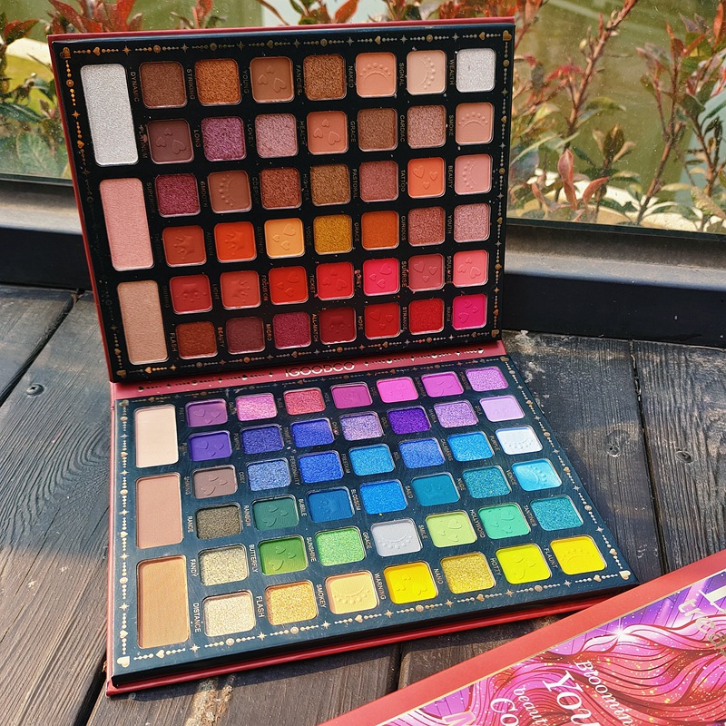 พาเลทอายแชโดว์เคลือบชิมเมอร์อา - Beauty Book Makeup Kit บทวิจารณ์และราคา